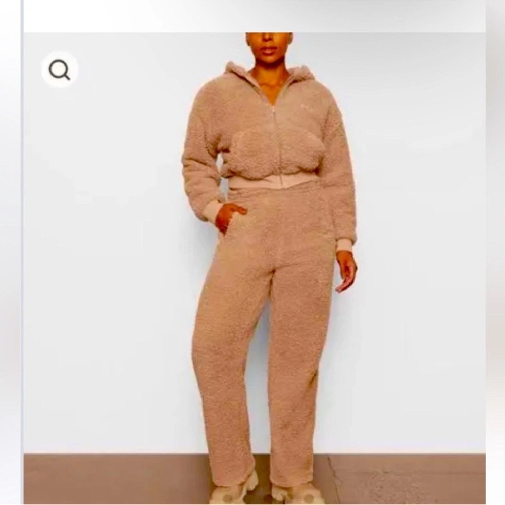 Skims Sherpa Fuzzy Teddy Bear Zip Up Crop Top And Pants Set Size S\M Brown